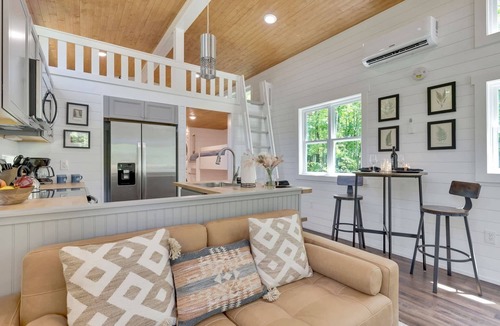 Menlo House | Fern Cottage in Menlo, GA!