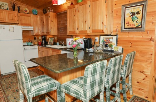 Dan River Cottage | Fern Cottage - where elegance meets the mountain, by Buffalo Mountain Getaway