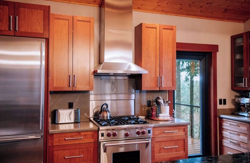 Olga House | Fern Ridge - Stunning Views!