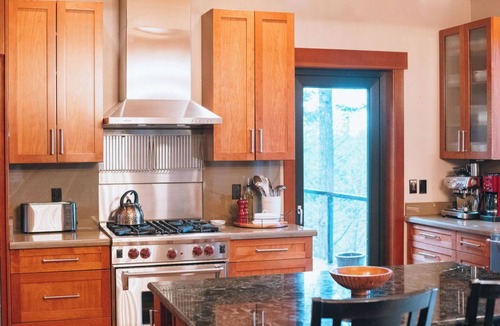 Olga House | Fern Ridge - Stunning Views!