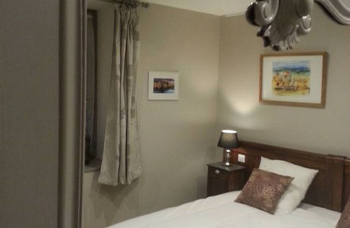 Saint-Haon-le-Chatel House | FERNANDE room of the Saint Jacques relay