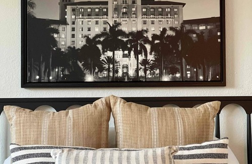 Palm Beach Shores Hotel | Fernando Flats