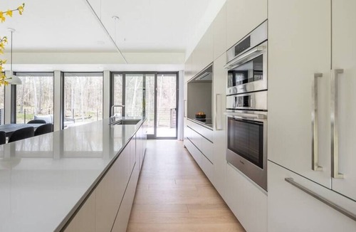 North Egremont House | Fernbrook: gorgeous modern luxury in the forest