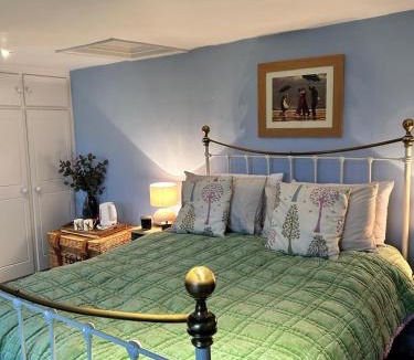 Gillingham House | Fernhill Cottage