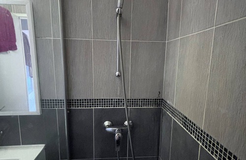 Avon Apartment | Ferns