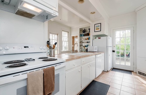 Unionville House | Ferry Bridge House