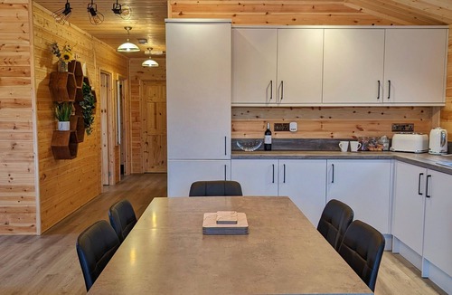 Brundall Cottage | Ferry Lodge - Norfolk Broads