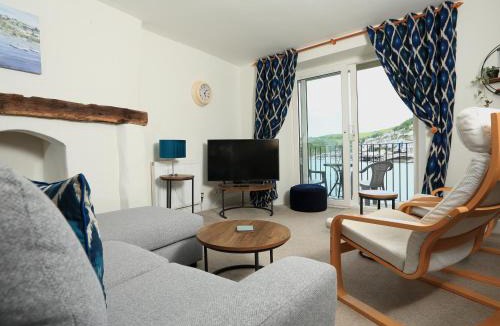 Dartmouth Apartment | Ferry View