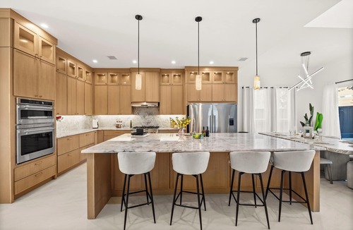 Richardson House | Festive Villa in Richardson/Dallas