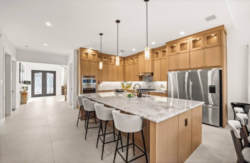 Richardson House | Festive Villa in Richardson/Dallas
