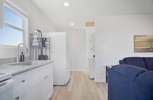Gilchrist House | Fetching, cozy home, Sleeps 4! Pet&kid friendly!