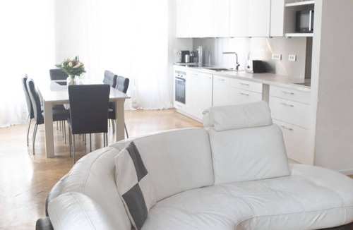 Perier Apartment | Few Steps From Local Attractions , Perfect for Families