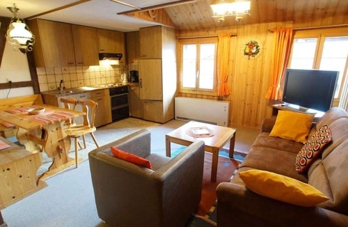 Sedrun Apartment | Fewo mit Blick auf die Berge by Interhome