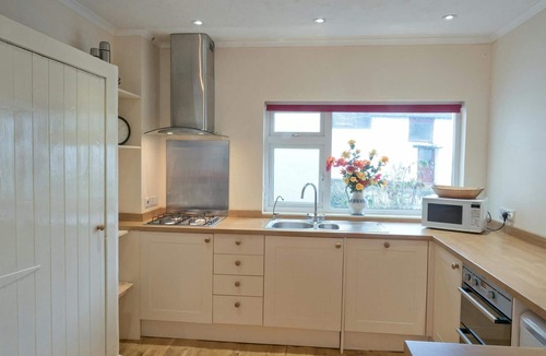 Abercych Cottage | Ffynnonddewi, Cardigan