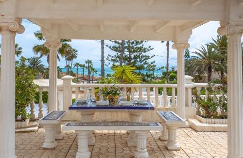 Flamenca Beach Villa | Fidalsa Prime Mediterranean Beachfront