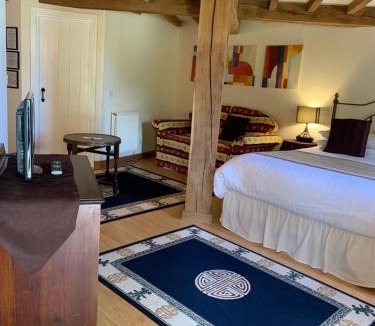 Westward Bed & Breakfast | Fiddleback Farm