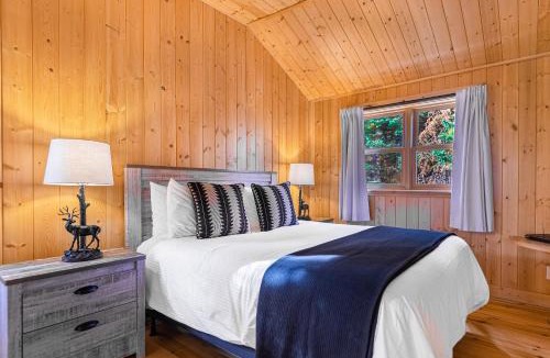 Fiddler Lake Resort Ski Chalet | Fiddler Lake Resort - Bear 25