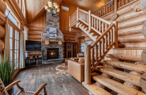 Fiddler Lake Resort Ski Chalet | Fiddler Lake Resort - Bear 10