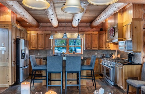 Fiddler Lake Resort Ski Chalet | Fiddler Lake Resort - Moose 36