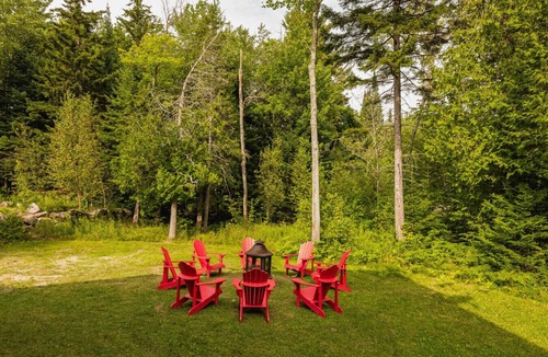 Fiddler Lake Resort Ski Chalet | Fiddler Lake Resort - Deer 80
