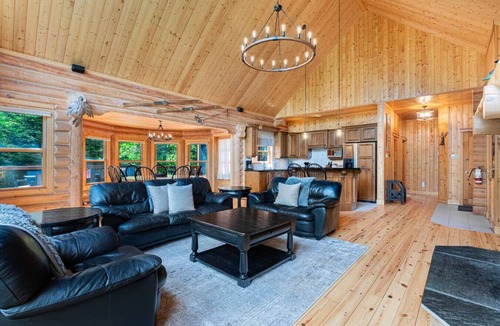 Fiddler Lake Resort Cabin | Fiddler Lake Resort - Deer 60