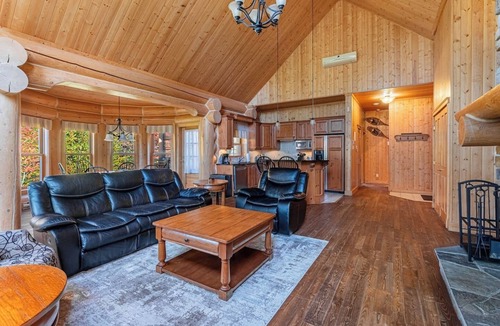 Fiddler Lake Resort Cabin | Fiddler Lake Resort – Rabbit 12