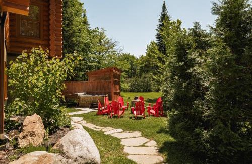 Fiddler Lake Resort Ski Chalet | Fiddler Lake Resort - Deer 4