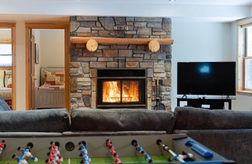 Fiddler Lake Resort Ski Chalet | Fiddler Lake Resort - Deer 30