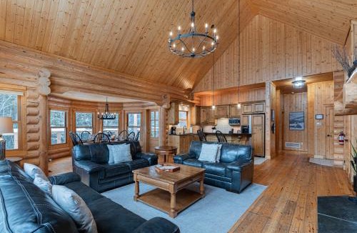 Fiddler Lake Resort Ski Chalet | Fiddler Lake Resort - Deer 47