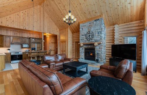 Fiddler Lake Resort Ski Chalet | Fiddler Lake Resort - Deer 48