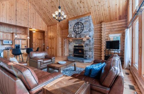 Fiddler Lake Resort Ski Chalet | Fiddler Lake Resort - Deer 76