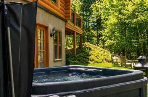 Fiddler Lake Resort Ski Chalet | Fiddler Lake Resort - Deer 90