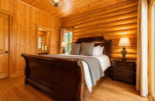 Fiddler Lake Resort Ski Chalet | Fiddler Lake Resort - Moose 93