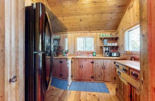Wasaga Beach House | Fiddlers Green at Evergreen Resort Wasaga Beach