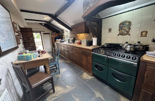 St. Florence Cottage | Fiddlers Green Cottage, Tenby