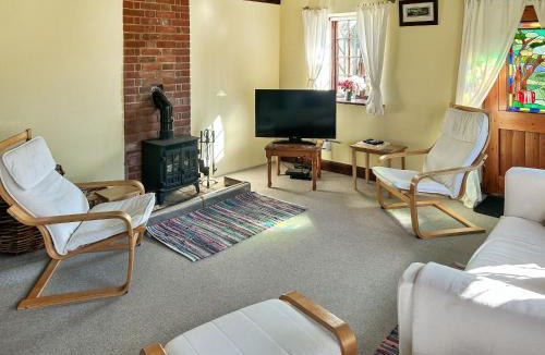 Sudbourne House | Field Cottage