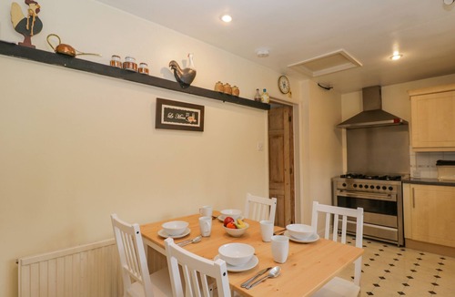 Cannards Grave Cottage | FIELD COTTAGE, pet friendly, with open fire in Shepton Mallet