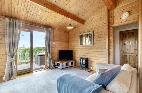 Coton in the Elms House | Field Lodge - E4380