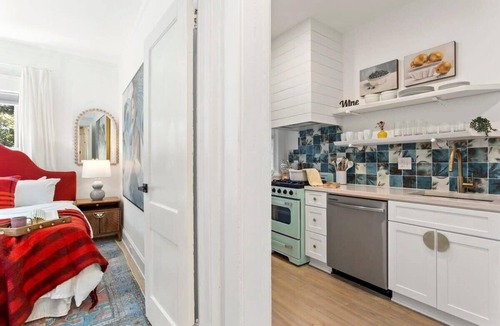 Candler Park Apartment | Field of Light