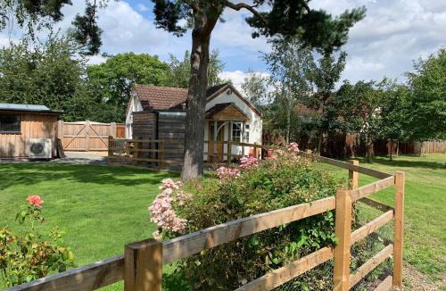 Aubourn Apartment | Field's Edge