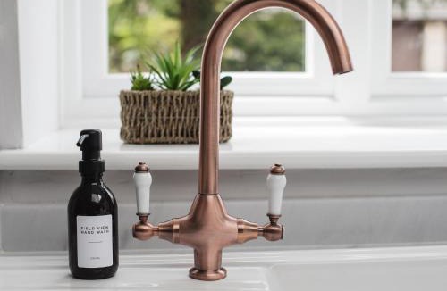 Laverton House | Field View