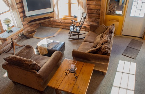 Salamanca Cabin | Fieldview - a Rustic Retreat Near Ellicottville!