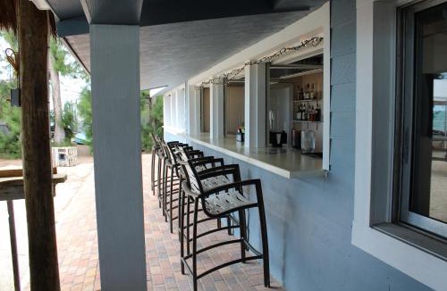 Long Key Resort | Fiesta Key RV Resort Standard Room 8