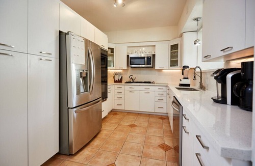 El Portal House | FIFA 2026 HQ | 8mi to Stadium | Sleeps 10 | Private Heated Pool & Games