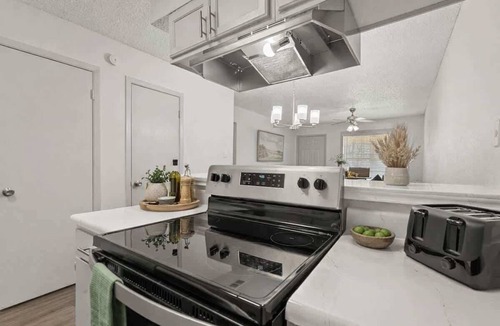 Central Arlington Apartment | FIFA 2026 Stay 2BR Near AT&T Free Parking