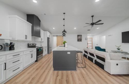 Euless Villa | FIFA '26 World Cup Getaway 15 minutes to AT&T Stadium Arlington Near DFW Airport