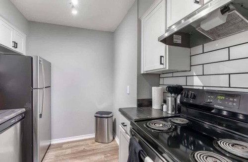 Central Arlington Apartment | FIFA | 3 Min Walk to AT&T | 1BR | Free Parking!