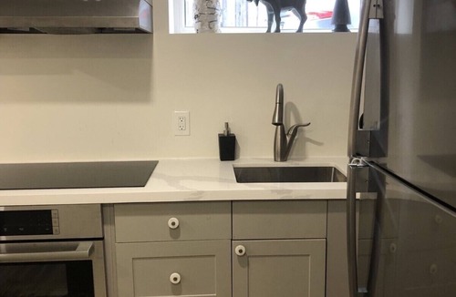 Centennial Park House | FIFA Stay Toronto | Pool, Parking & Family Space