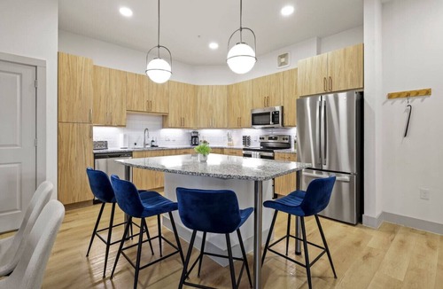 Far North Dallas Apartment | FIFA World Cup, Luxe 2BR + Gym and Pool Access