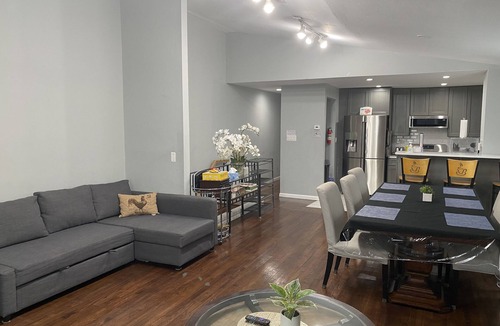 Greenville House | FIFA World Cup Sleeps 10 near MetLife and New York ★FREE Driveway Parking★